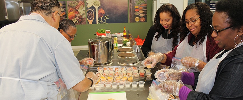 Healthy cooking classes at UT Physicians – Victory clinic.