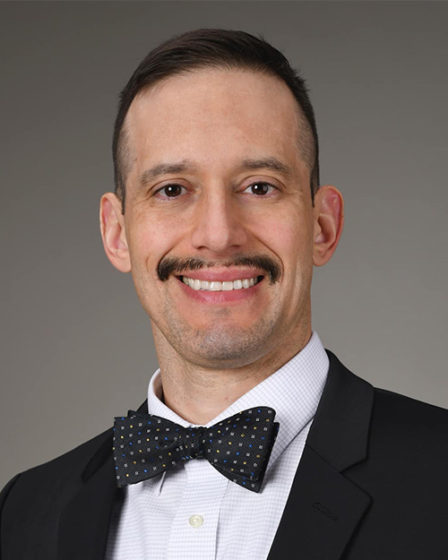 R. Tomás DaVee Doctor in Houston, Texas